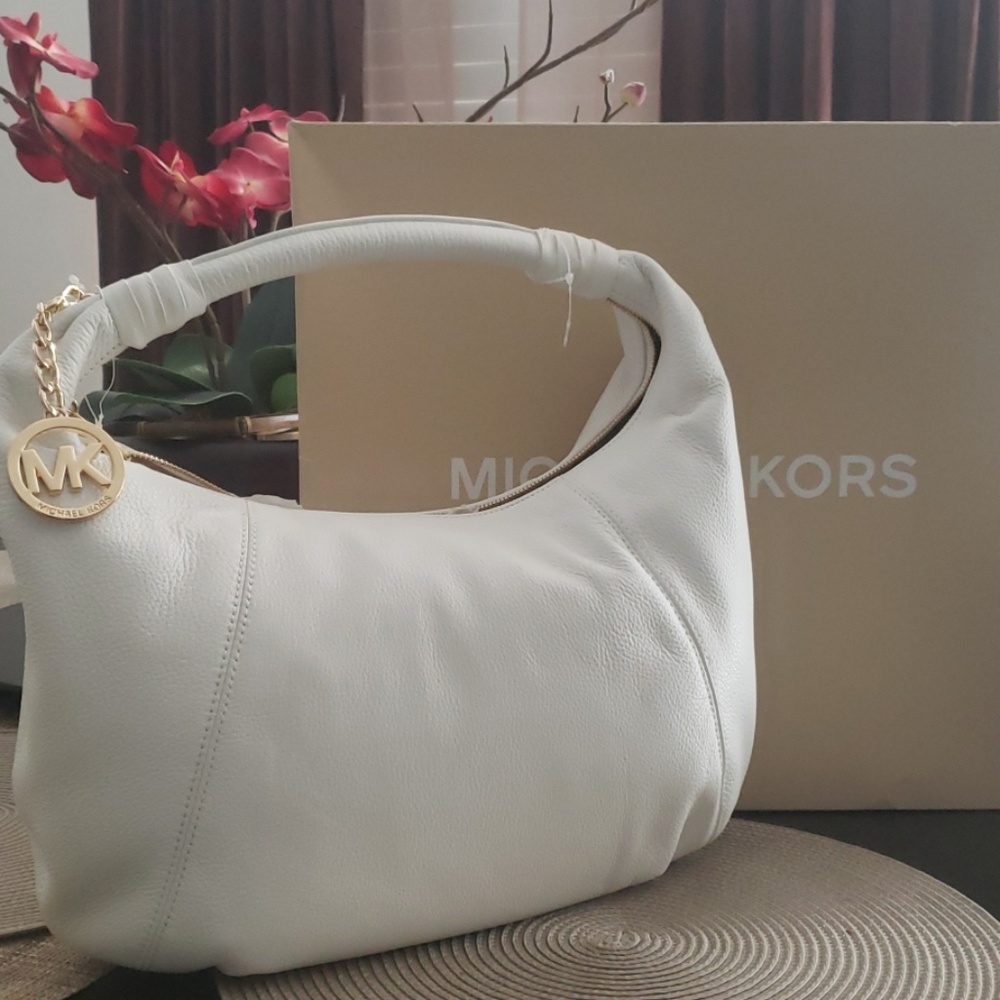 Michael Kors Sapphire leather hobo